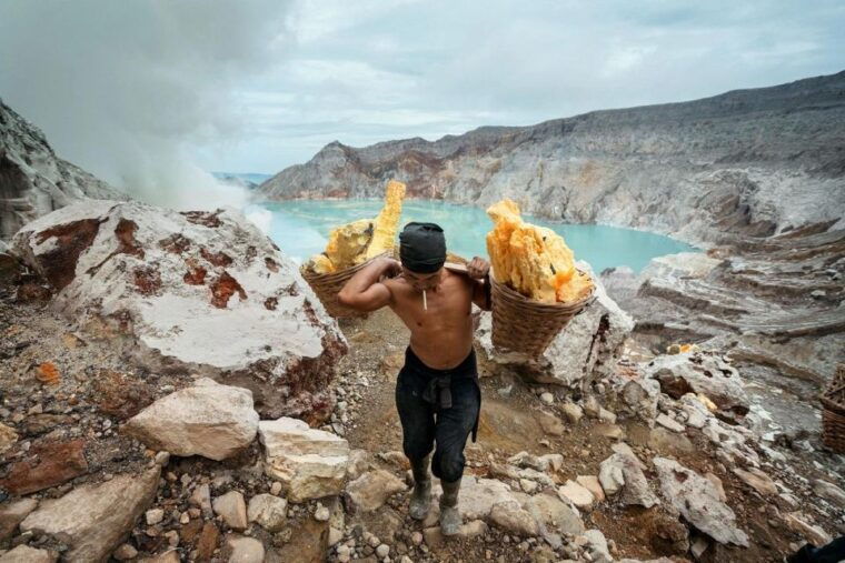 kawah-ijen-blue-fire-tour-with-local-activities-exploration