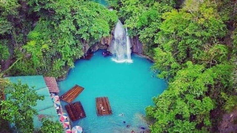 kawasan-canyoneering-lunch-mantayupan-falls
