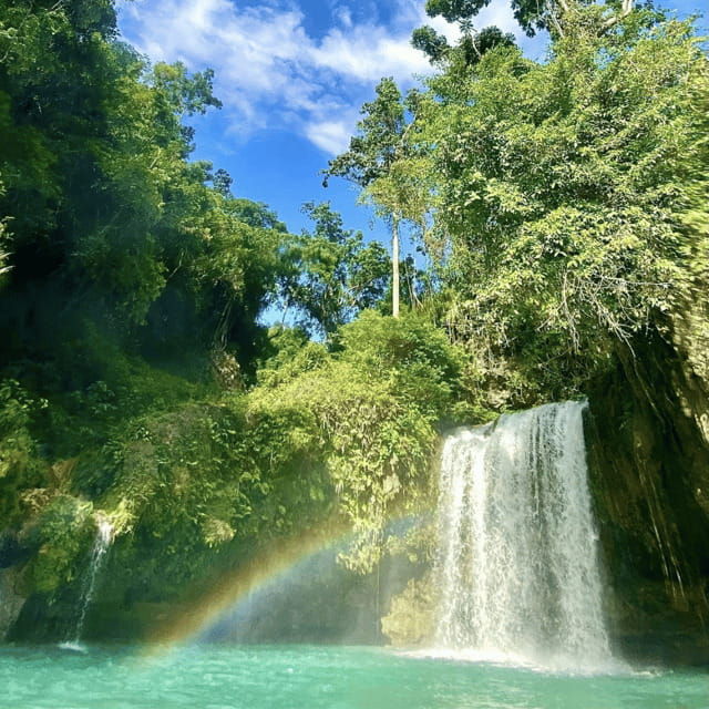 kawasan-falls-canyoneering-transfers-from-cebu-with-lunch