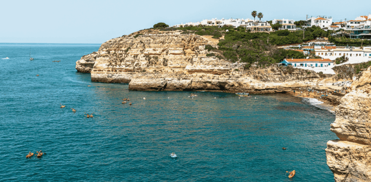 kayak-adventure-discover-the-benagil-caves
