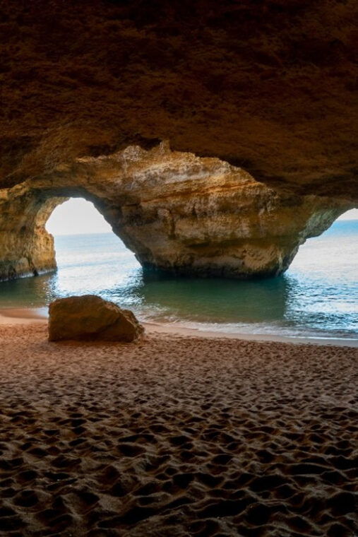 kayak-adventure-discover-the-benagil-caves