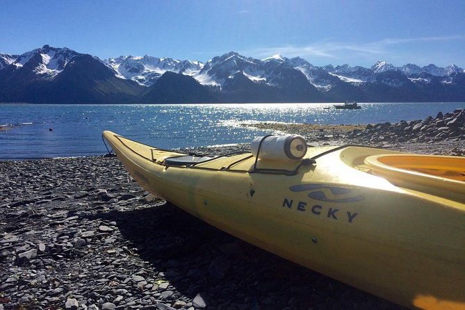 kayak-and-hike-to-historic-ww2-army-fort-in-alaska