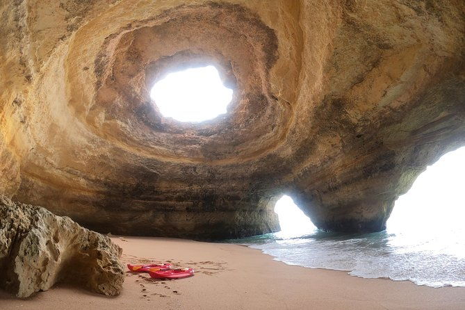 kayak-benagil-cave-in-a-small-group-with-1st-kayak-tour-company
