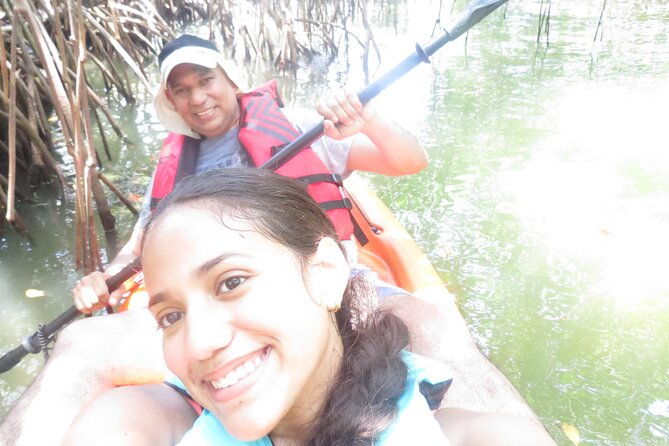 kayak-eco-tourism-in-miami-bay