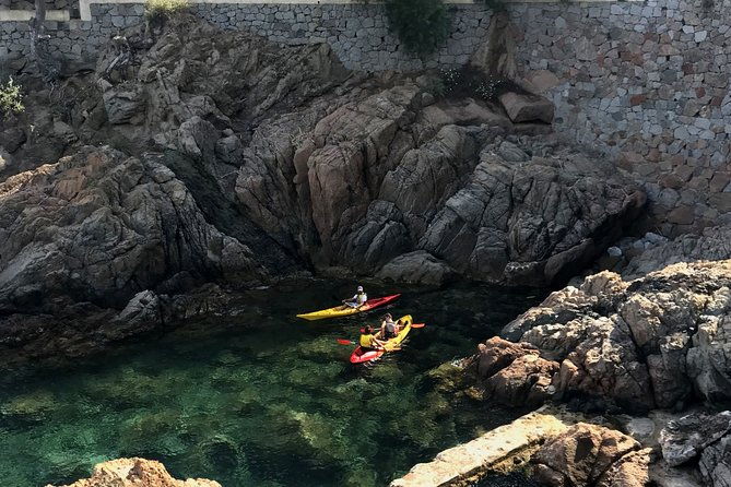 kayak-excursion-in-playa-de-aro