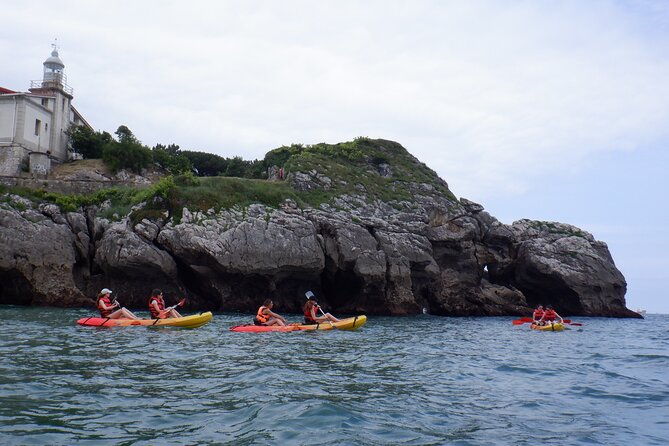 kayak-excursion-through-the-bay-of-santander