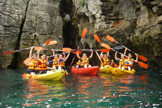 kayak-excursion-through-the-bay-of-santander