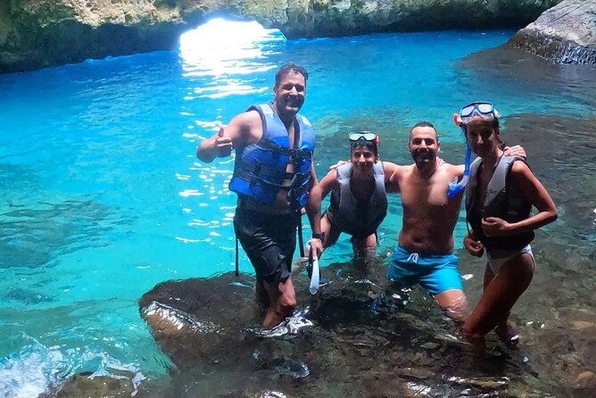 kayak-excursion-to-cala-de-moraig-fish-cave-and-testos