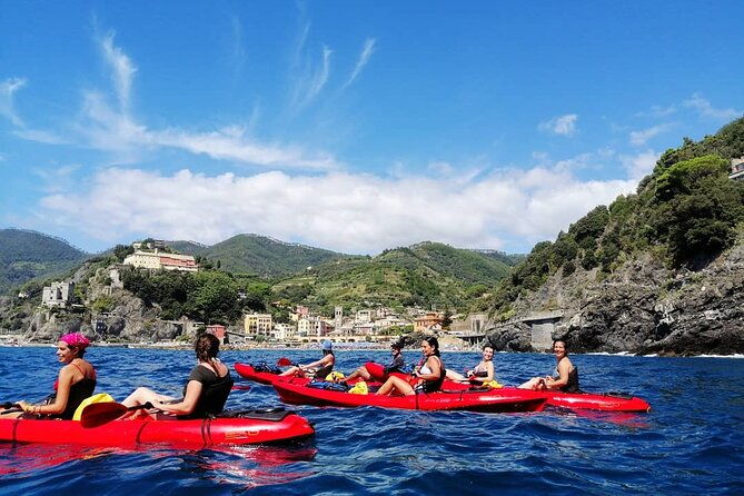 kayak-experience-with-carnassa-tour-in-cinque-terre-snorkeling