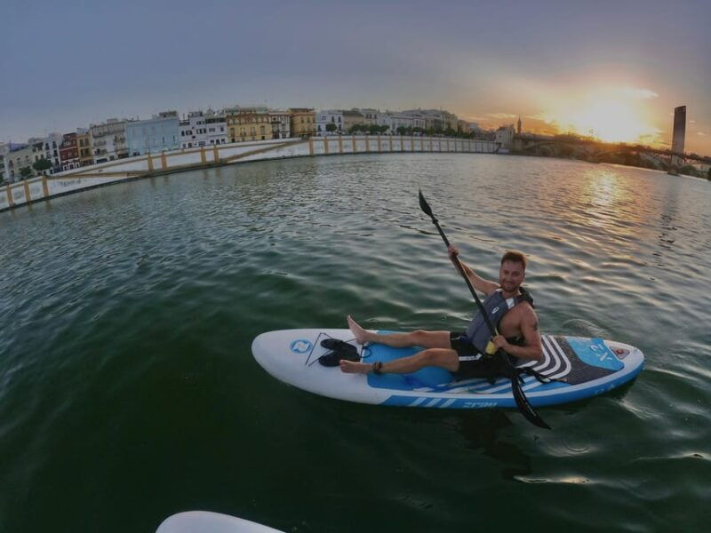 kayak-full-moon-historical-part-triana-la-cartuja