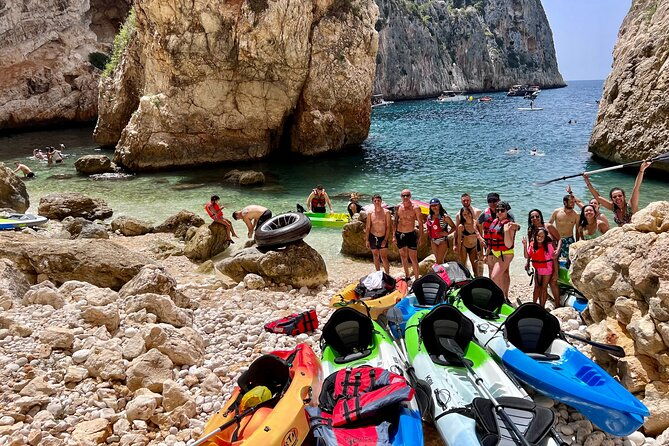 kayak-javea-guided-cala-granadella-sea-wolf-cave-cala-en-calo