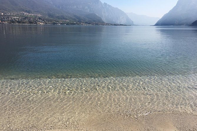 kayak-on-lake-como-stunning-landscapes-aperitif