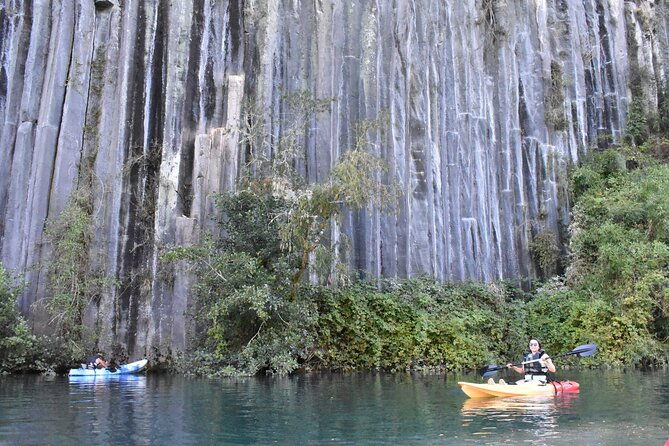 kayak-petrohue-river-viguerias-from-2-to-6-people