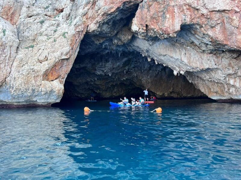 kayak-route-in-granadella-javea-llop-mari-cave-cala-en-calo