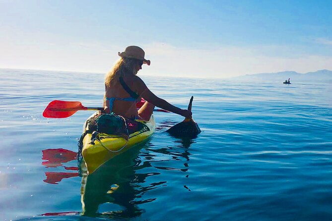 kayak-snorkel-tour-in-cerro-gordo-natural-park-la-herradura