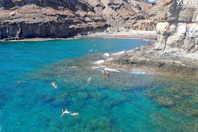 kayak-snorkeling-tour-in-caves-in-mogan