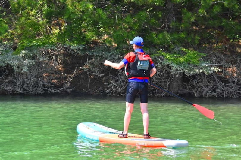 Kayak &SUP in Berat Lake, picnic lunch - Key Points