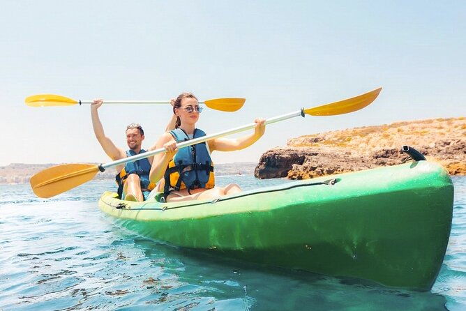 kayak-tour-golden-hour-at-st-pauls-island-2-hours-30-minutes-2