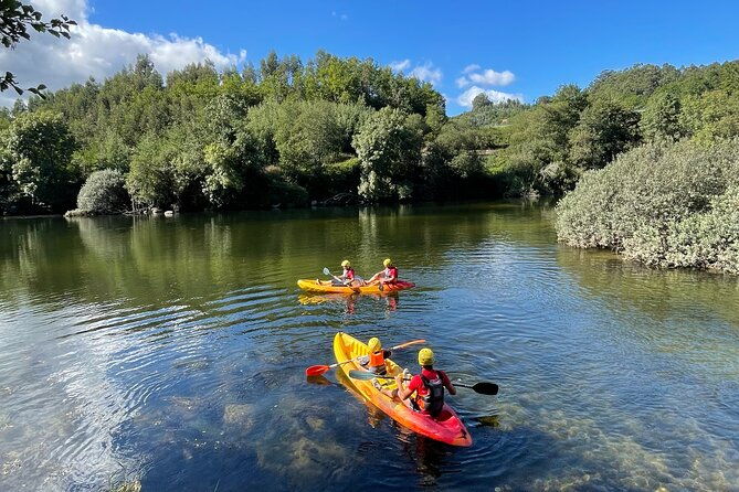 kayak-tour-i-descent-of-the-river-lima-in-kayak