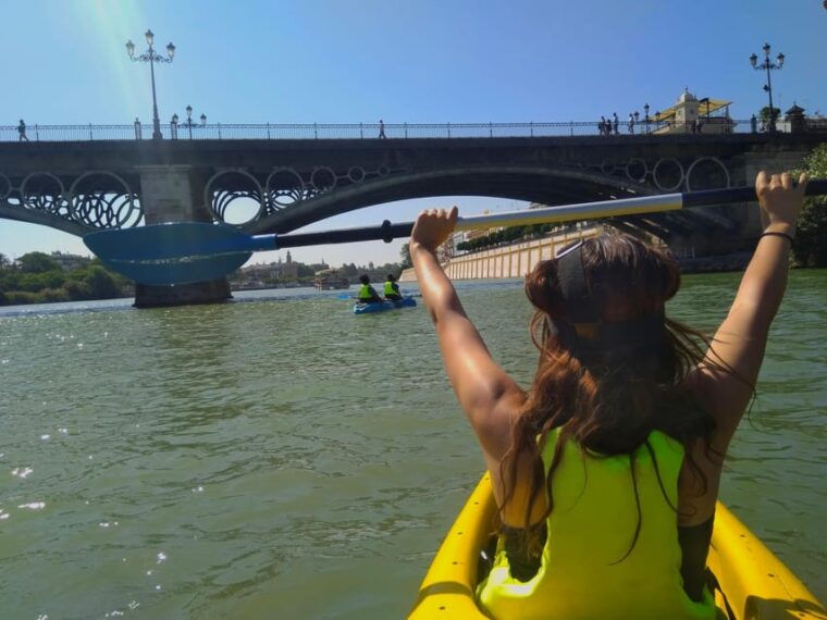 kayak-tour-of-historic-seville-triana-and-cartuja