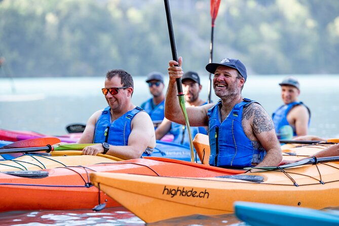 kayak-tour-of-the-turquoise-lake-brienz