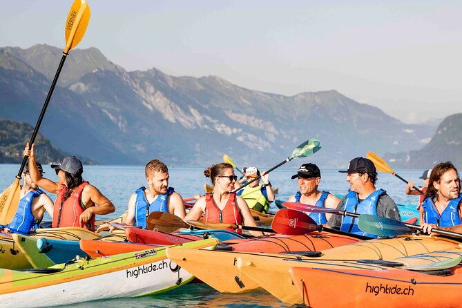 kayak-tour-of-the-turquoise-lake-brienz