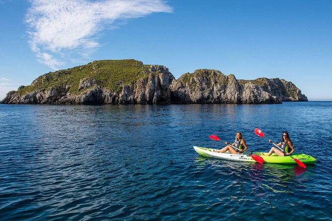 kayak-tour-to-malgrats-islands-from-santa-ponsa-2