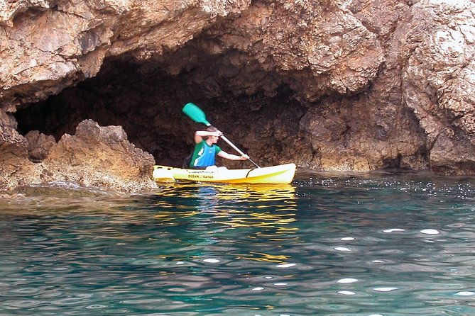 kayak-tour-to-malgrats-islands-from-santa-ponsa-3