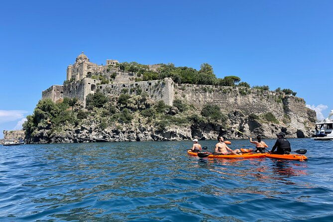 kayak-tour-with-local-guide