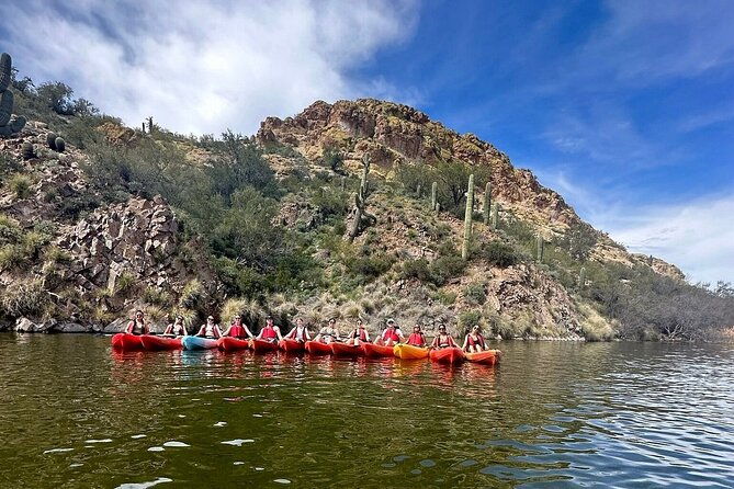 kayaking-3-hr-canyon-cliffside-on-saguaro-lake