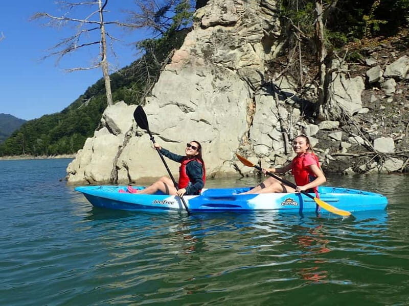 Kayaking Adventure on Siriu mountain Lake - What to Expect During the Kayaking Tour