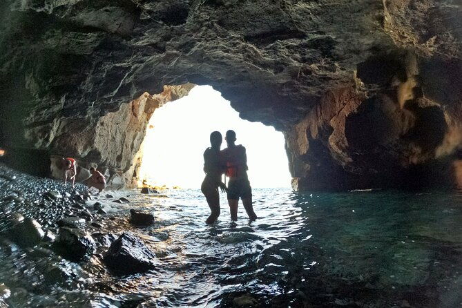 kayaking-adventure-route-with-snorkeling-in-mogan-caves
