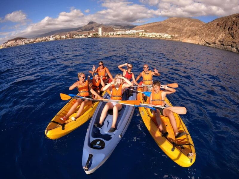 kayaking-and-snorkeling-with-turtles