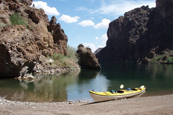 kayaking-day-trip-on-the-colorado-river-from-las-vegas-2