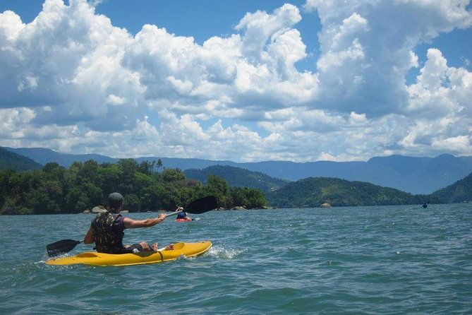 kayaking-mangroves-tour