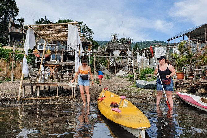 kayaking-on-lake-atitlan