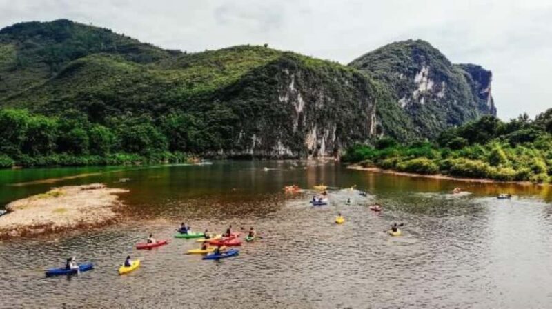 Kayaking on the Li River, Yangshuo - Key Points