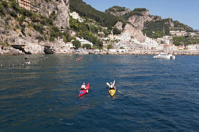kayakingsnorkeling-in-amalfi-coast-maiori-sea-caves-and-beach