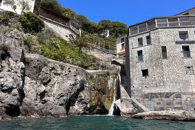 kayakingsnorkeling-in-amalfi-coast-maiori-sea-caves-and-beach