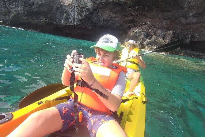 kayaks-for-rent-in-playa-de-santiago