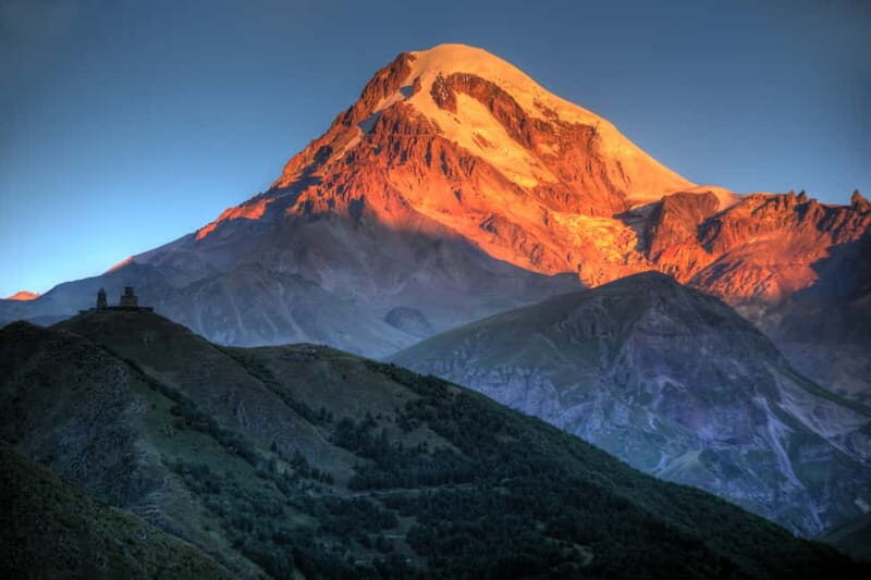 Kazbeg Mountains Day Trip with Gourmet Lunch at Rooms! - Key Points