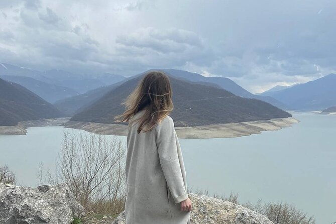 kazbegi-all-inclusive-tour-in-caucasus-mountains-2