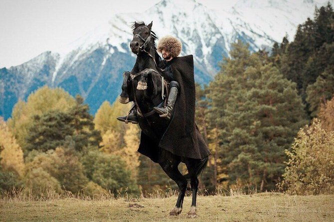 kazbegi-ananuri-gergeti-private-tour