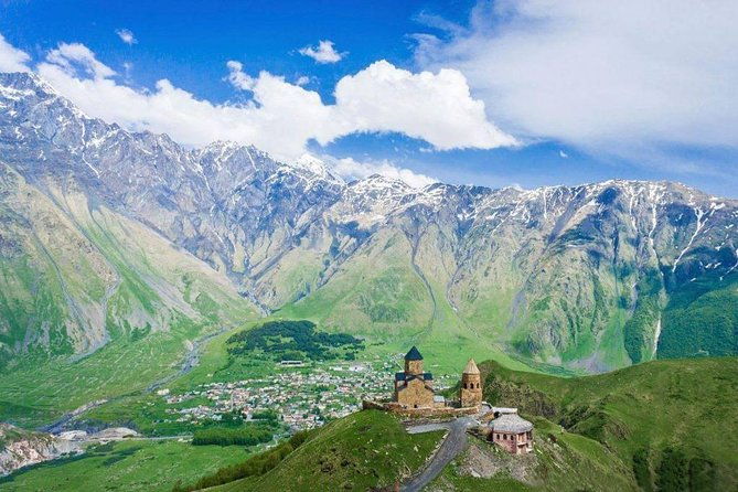 kazbegi-ananuri-gudauri-and-zhinvali-group-tour