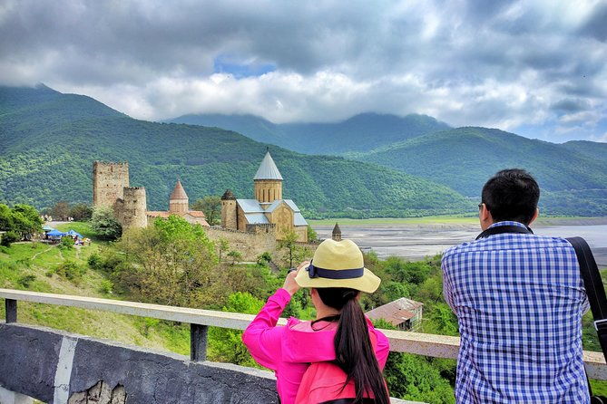 kazbegi-and-khinkali-the-ultimate-mountain-experience-tour