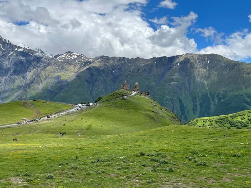 Kazbegi Day Trip (Jinvali, Ananuri, Gudauri, Gergeti church) - The Drive and First Stops: Jinvali and Ananuri