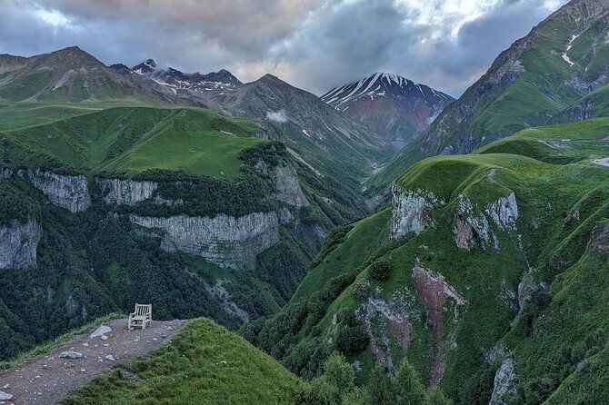 kazbegi-full-day-private-tour-lunch