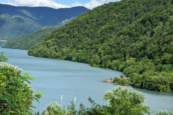 kazbegi-full-day-private-tour-lunch