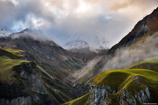 kazbegi-gudauri-ananuri-full-day-group-tour