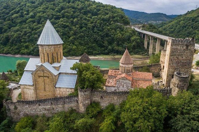 kazbegi-gudauri-mtskheta-ananuri-full-day-private-tour-from-tbilisi